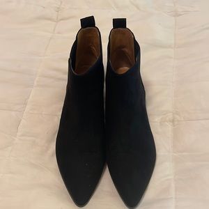 Fallon black faux microsuede boots Sz 8.5